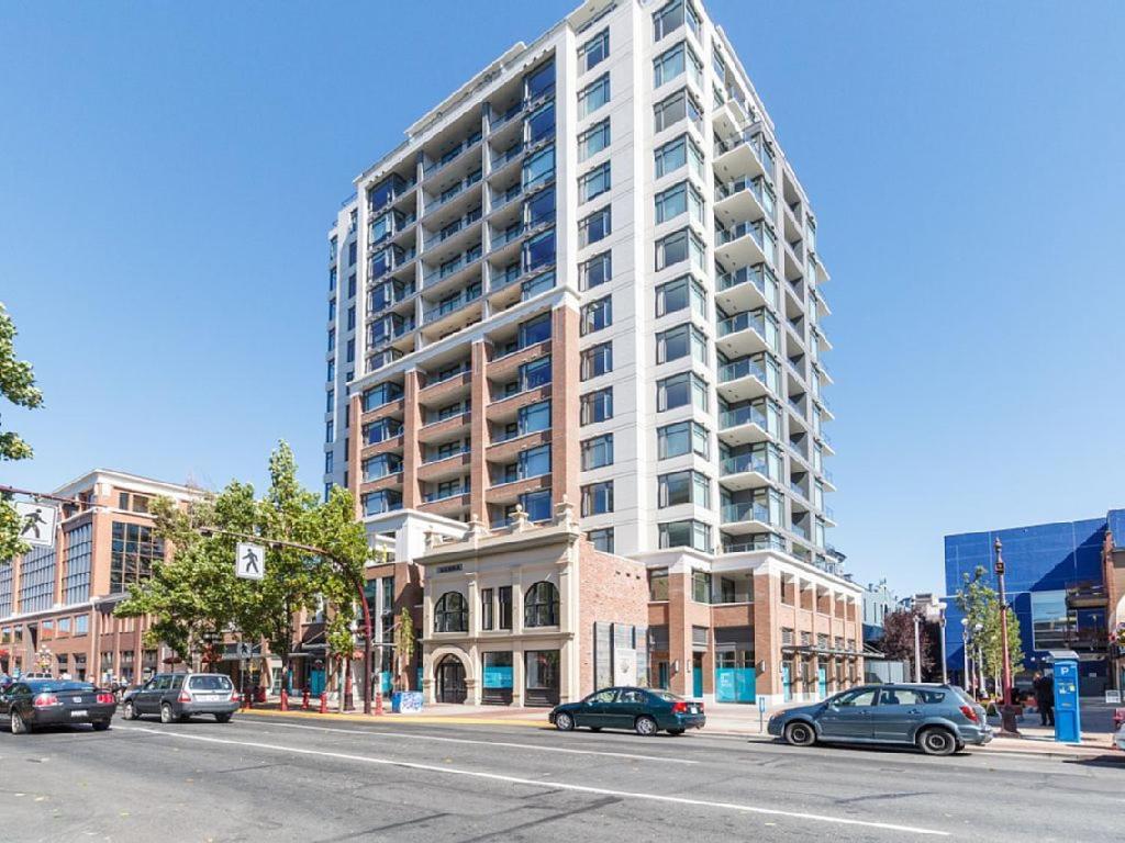 Sparkling Gem And Brand New In The Heart Of The