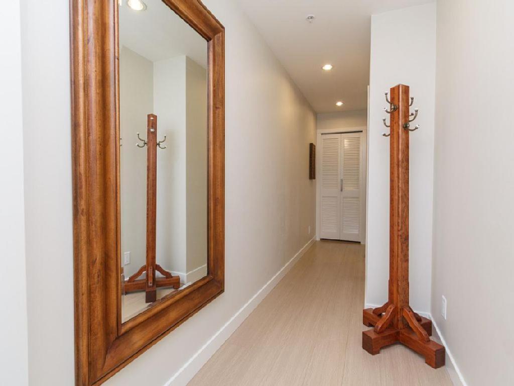 Apartamento Sparkling Gem And Brand New In The Heart Of The *