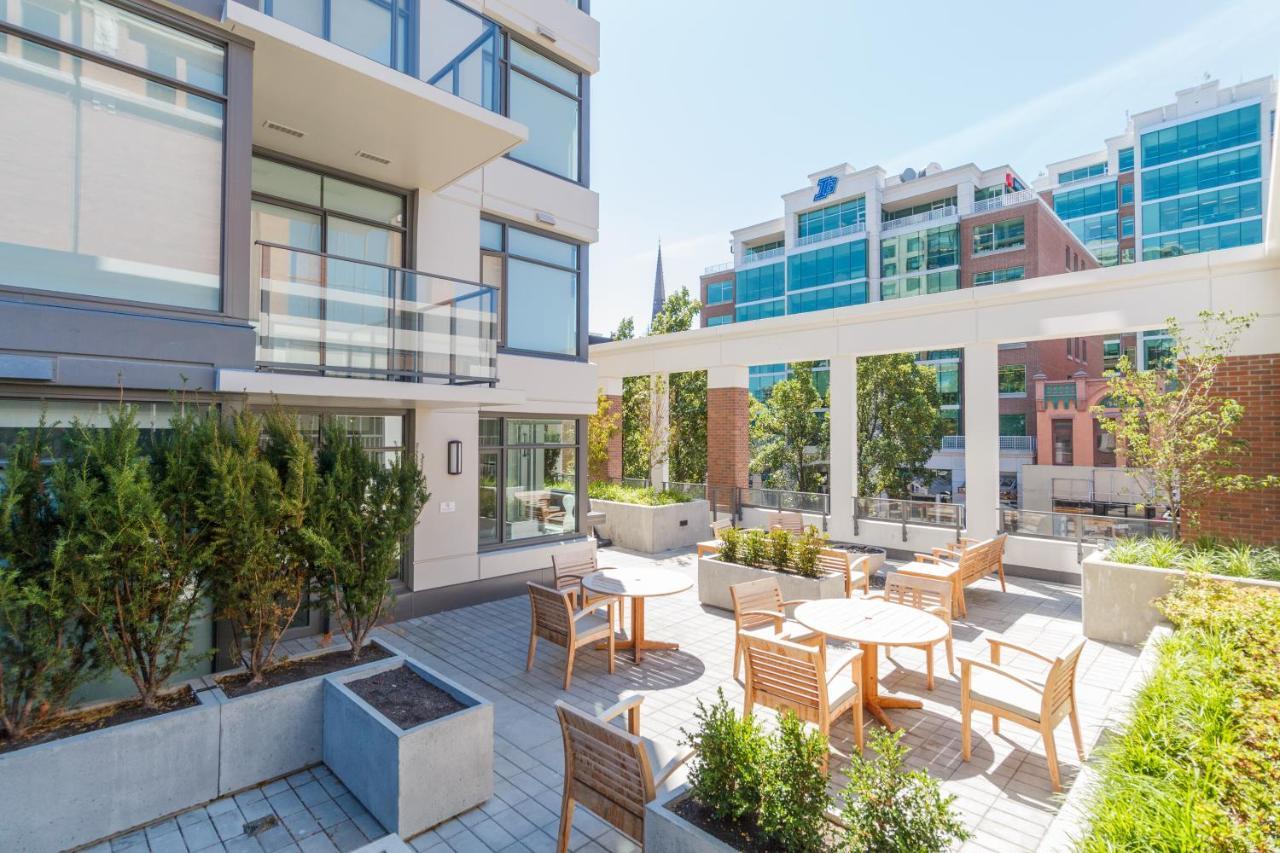 Sparkling Gem And Brand New In The Heart Of The Victoria